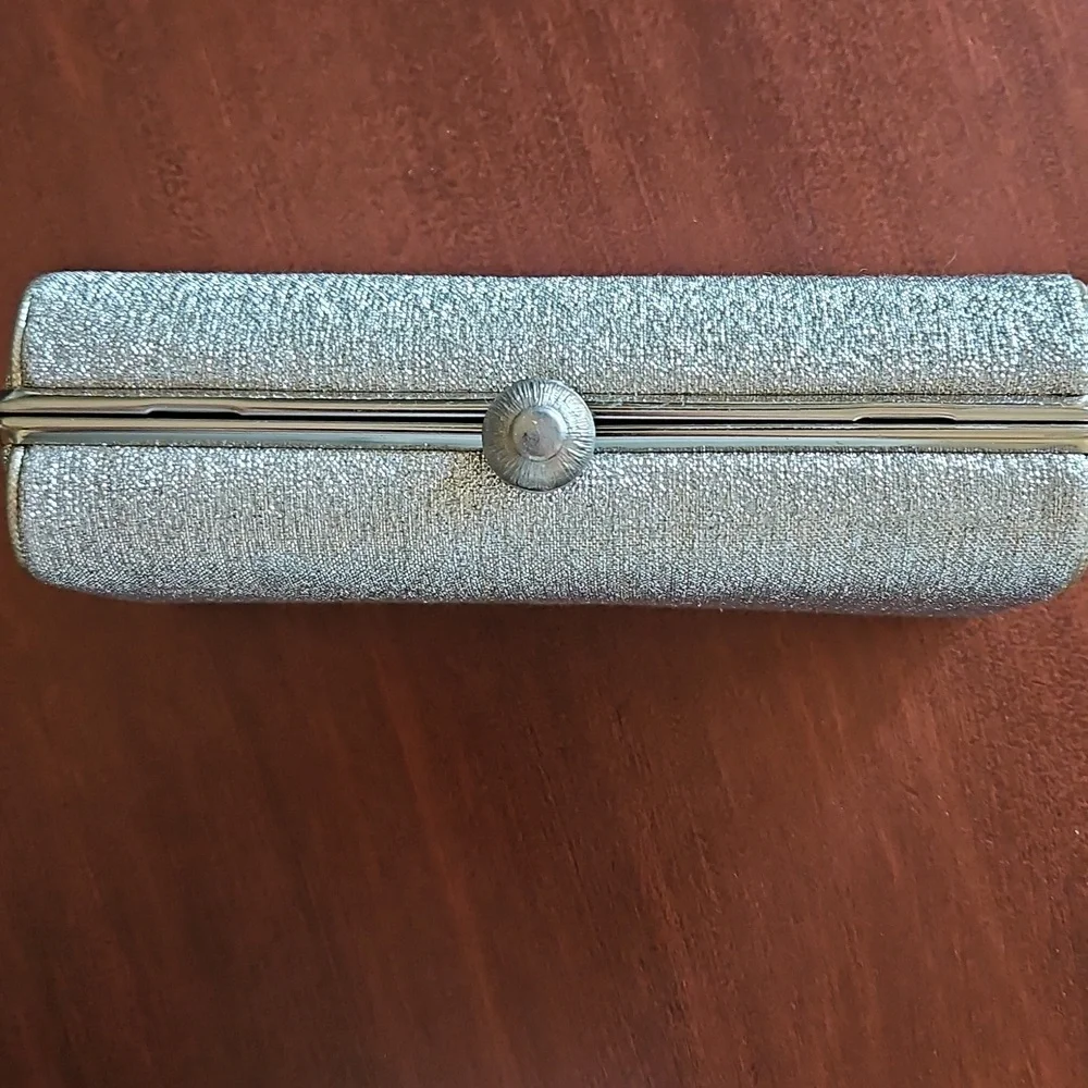 Elegant Clutch Shimmery Silver Women's Vintage - Attached Tuck Away Chain Handle